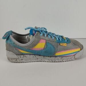 Nike Gray and Multicolor Women's Sneakers
